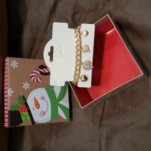 Pastel Collection girls Fashion charm bracelet w/ gift box